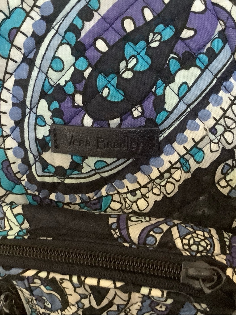 Vera Bradley sling bag - Picture 2 of 5